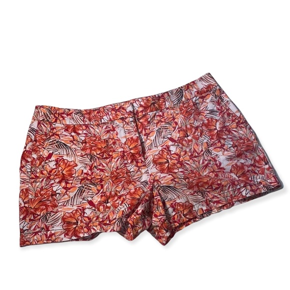 LOFT Pants - Ann Taylor Loft shorts Size 16